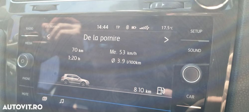 Volkswagen Golf - 10