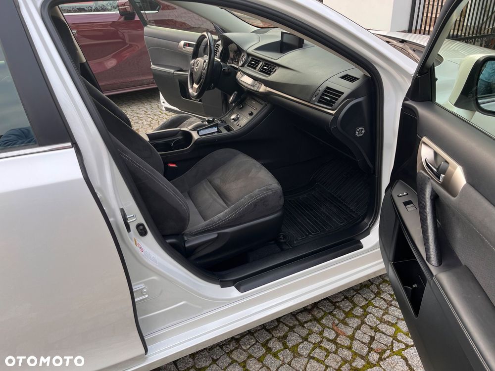 Lexus CT 200h Elegance - 12