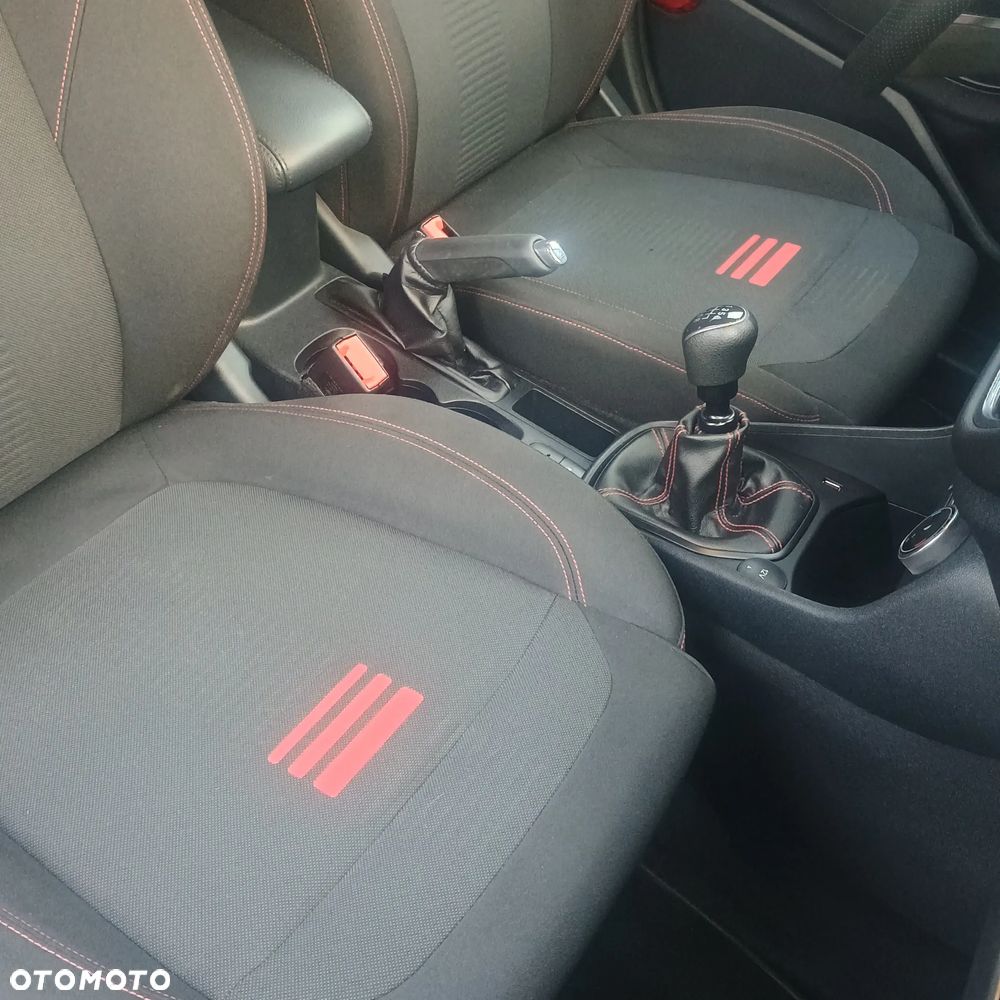 Ford Fiesta 1.0 EcoBoost Hybrid S&S ST-LINE - 5