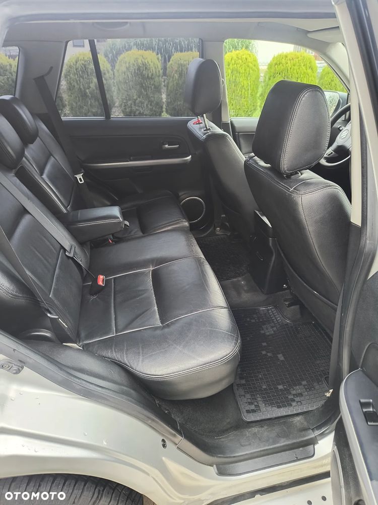 Suzuki Grand Vitara 1.9 DDiS - 6