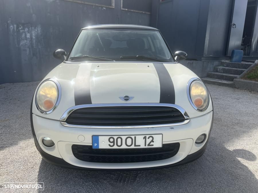 MINI 3 Portas One D - 10