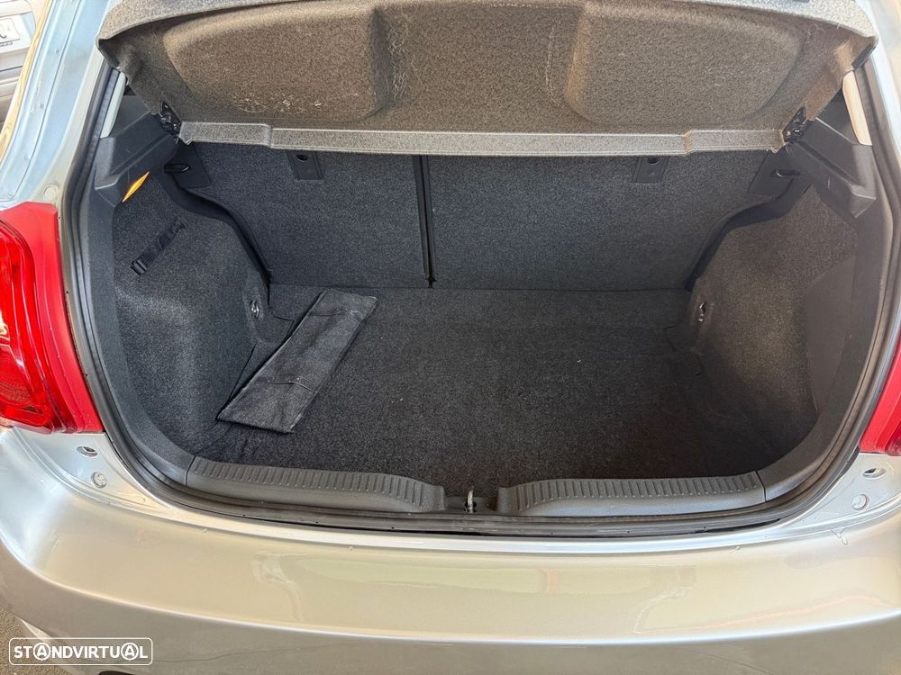 Toyota Auris 1.33 VVT-i Comfort+J16 - 10