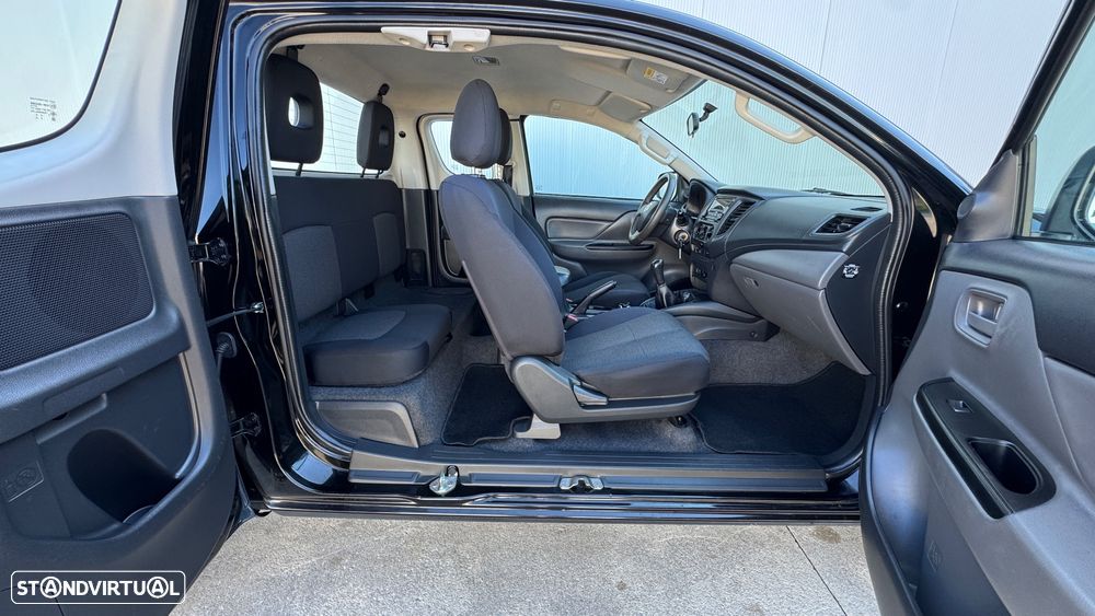 Mitsubishi L-200 Fiat Fullback 2.4 TD C/ 3 Lugares - 12