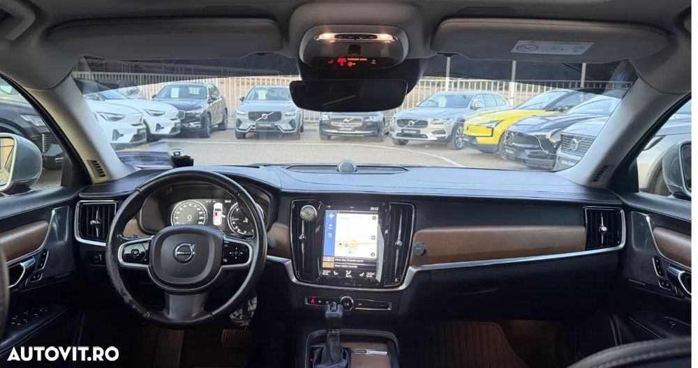 Volvo S90 D5 AWD Geartronic Inscription - 8