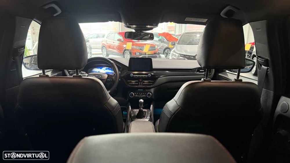 Ford Kuga 1.5 EcoBoost ST-Line X - 4