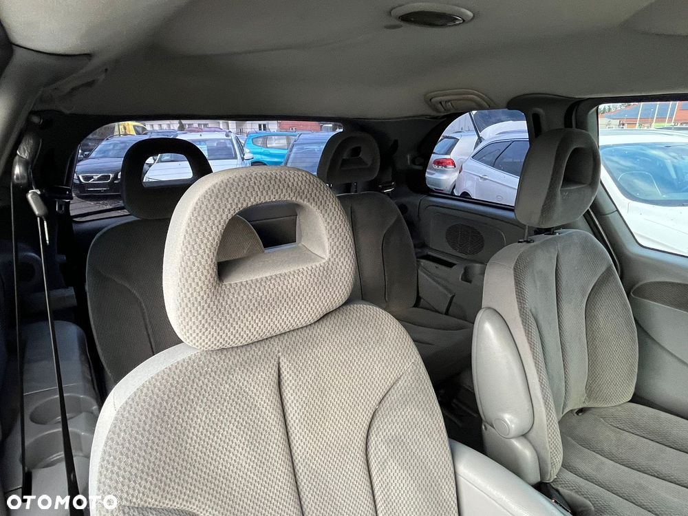 Chrysler Grand Voyager 2.5 CRD Limited - 10