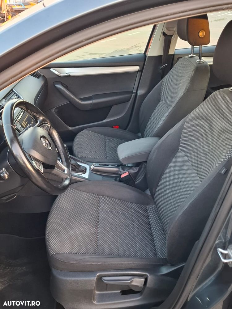 Skoda Octavia 1.6 TDI (Green tec) DSG Ambition - 5