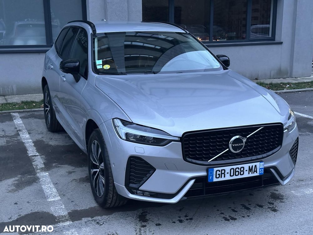 Volvo XC 60 B4 D Ultimate Dark - 3