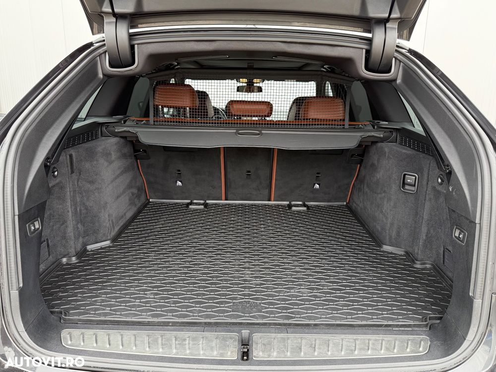 BMW Seria 5 520d Touring Aut. Luxury Line - 39
