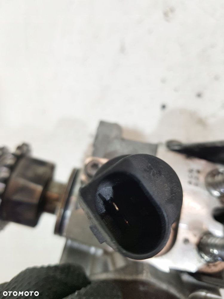 pompa wtryskowa 8510865 bmw e90 e91 e87 x3 e83 2.0d n47 - 7