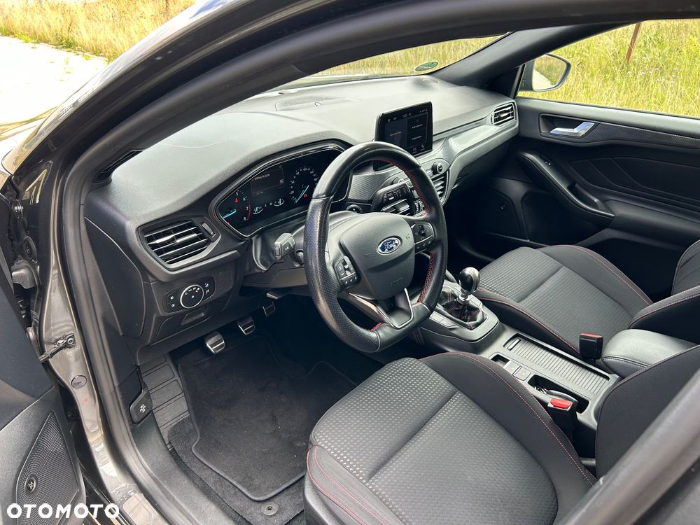Ford Focus 1.0 EcoBoost ST-Line - 13