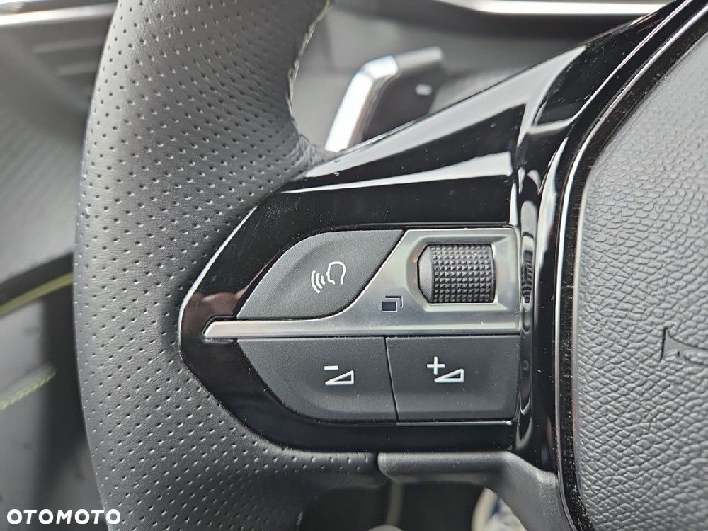 Peugeot 2008 1.2 PureTech GT S&S EAT8 - 18