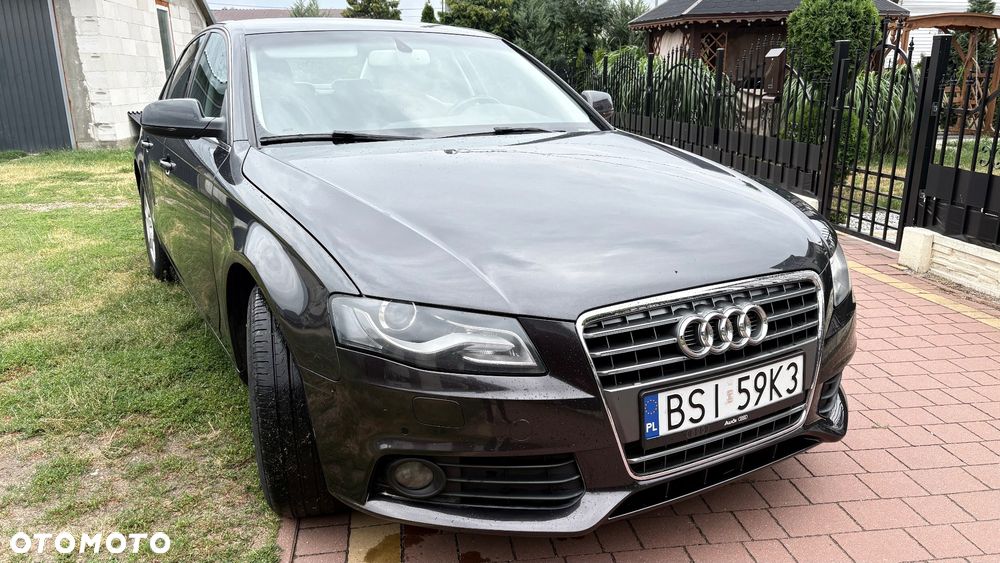 Audi A4 Avant - 1