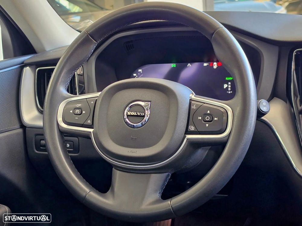 Volvo XC 60 2.0 T6 PHEV Inscription AWD - 41