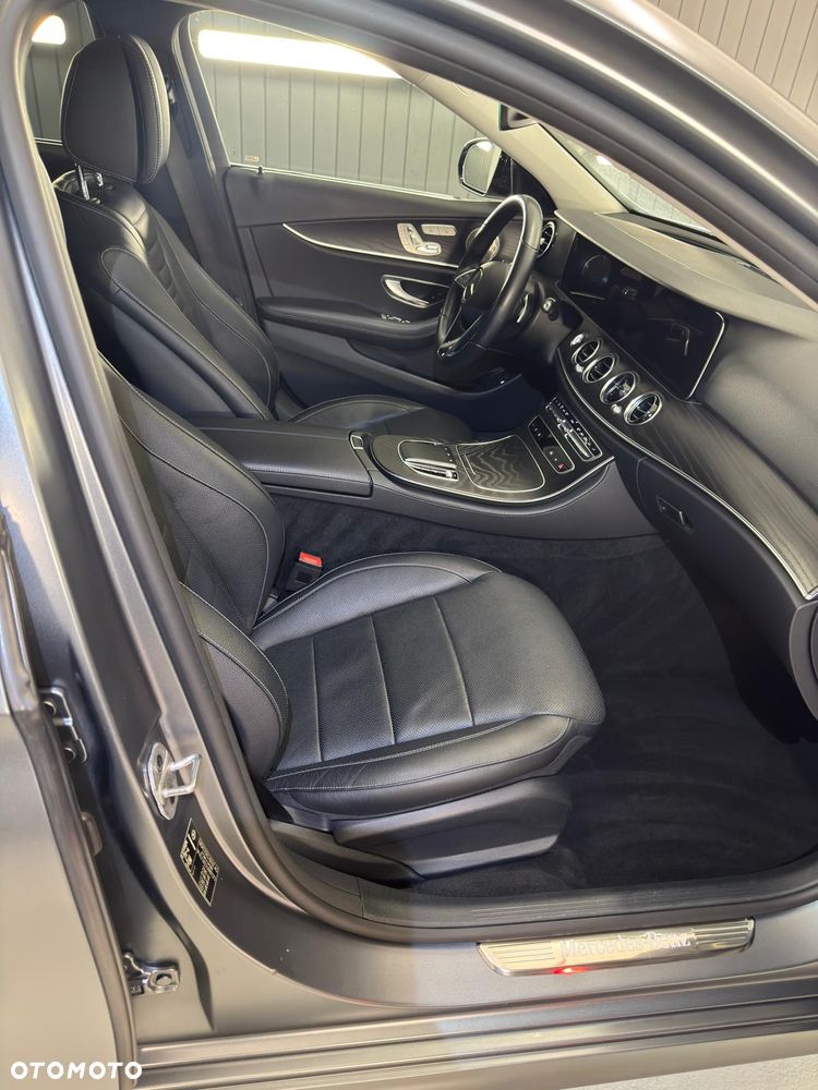 Mercedes-Benz Klasa E 400 d 4-Matic AMG - 13