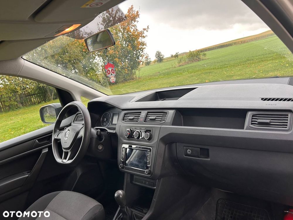 Volkswagen Caddy - 10
