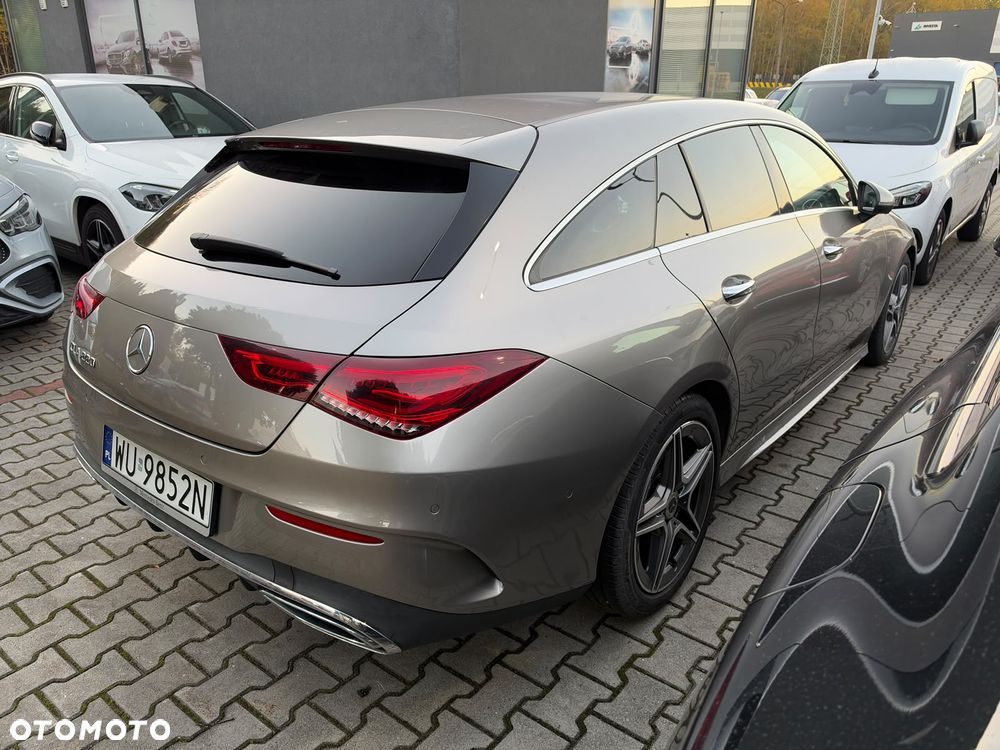 Mercedes-Benz CLA 220 AMG Line 7G-DCT - 8