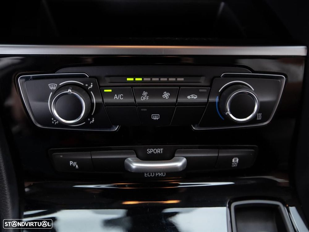 BMW 216 Active Tourer d - 18