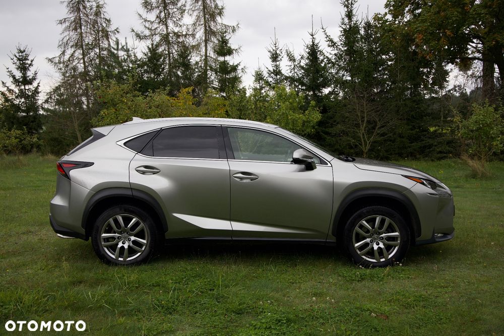 Lexus NX 200t Comfort AWD - 10