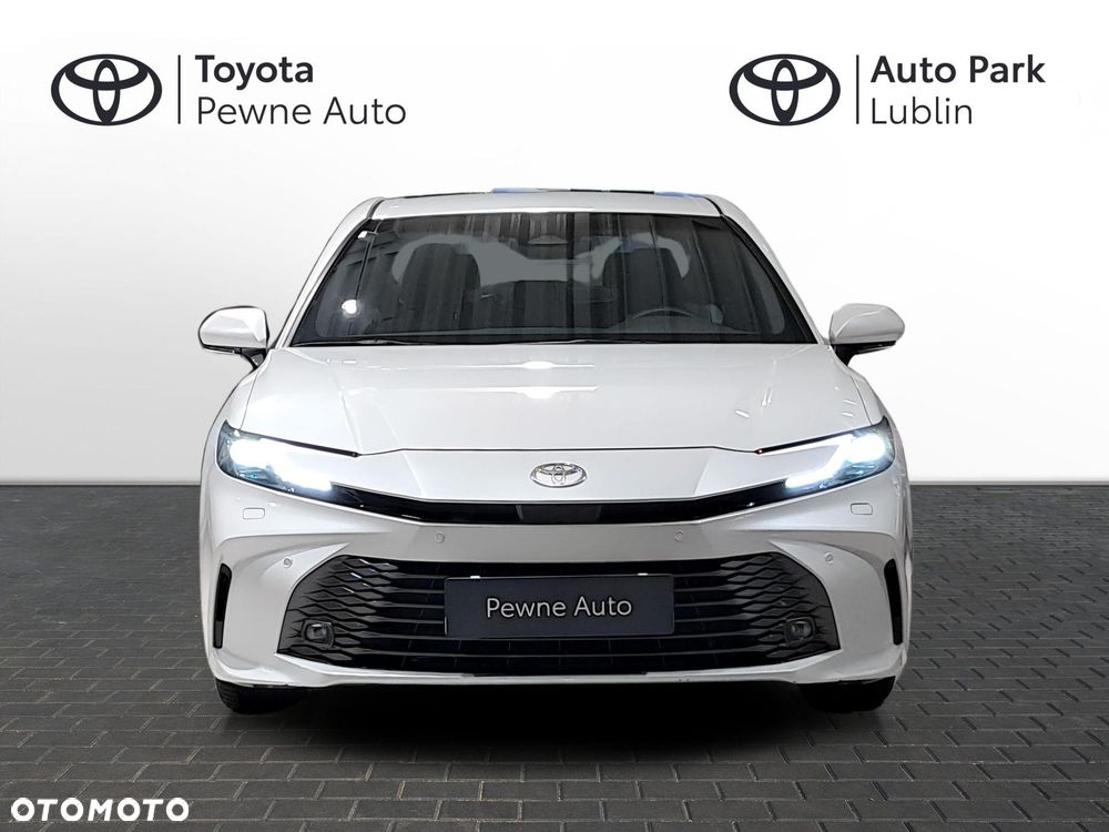 Toyota Camry - 8