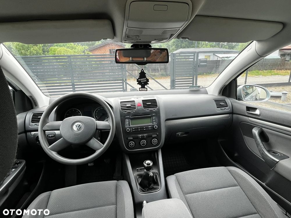 Volkswagen Golf 1.6 Comfortline - 2