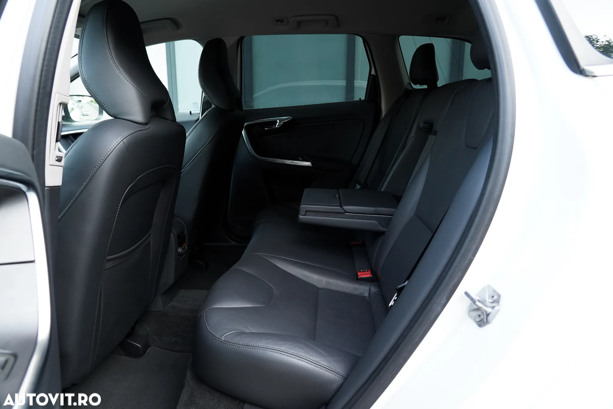 Volvo XC 60 D4 Geartronic Summum - 7