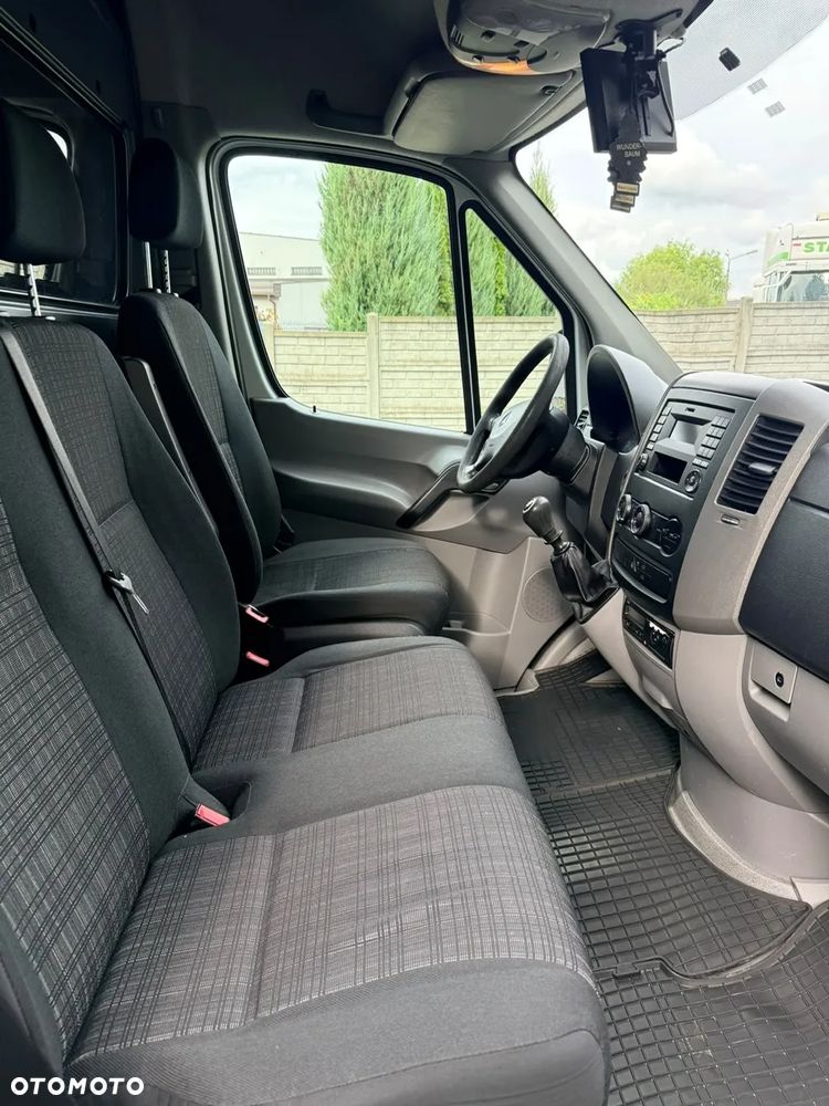 Mercedes-Benz Sprinter - 5