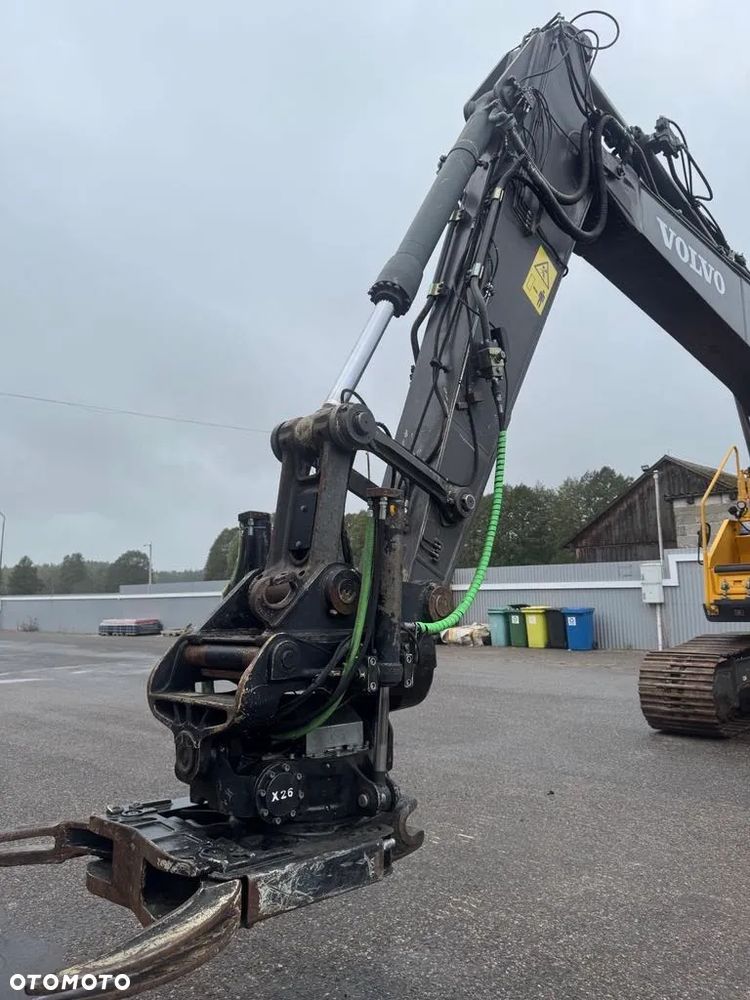 Volvo ec 220 el - 12
