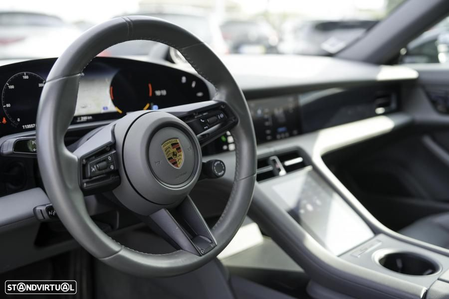 Porsche Taycan 4S bateria Performance Plus - 6