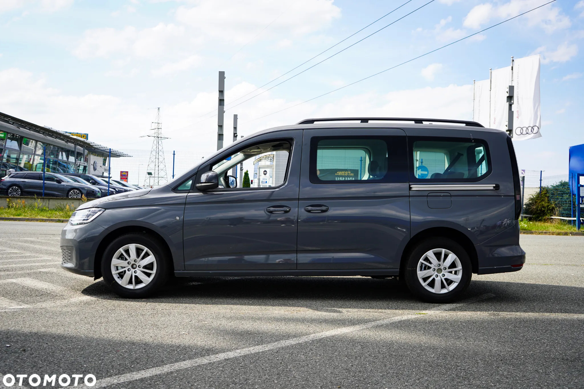 Volkswagen Caddy Maxi 2.0 TDI Life DSG - 4