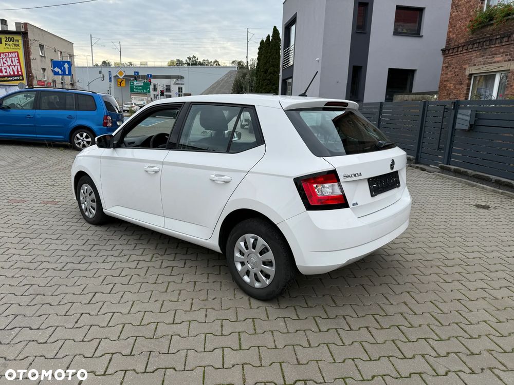 Skoda Fabia - 5
