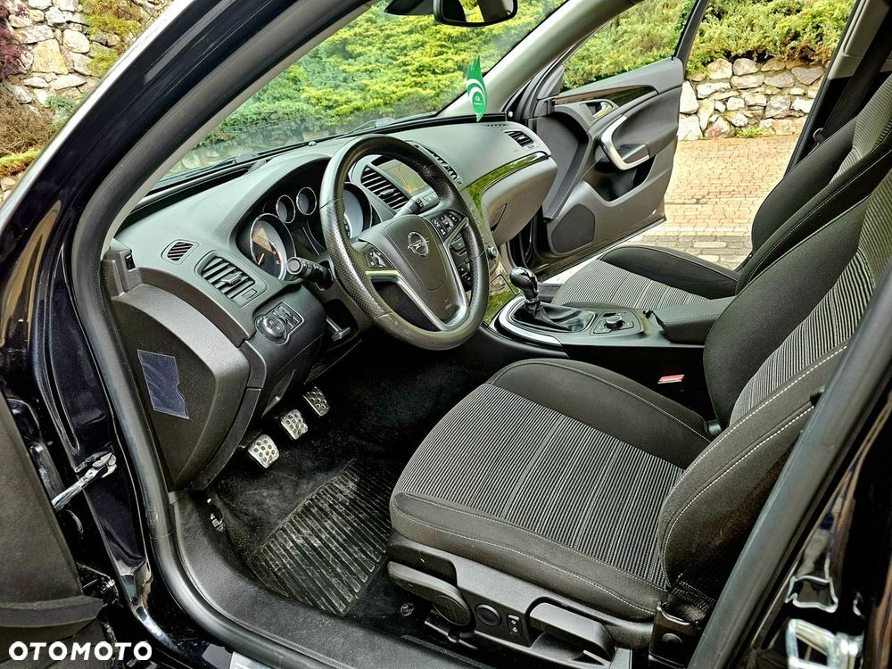 Opel Insignia - 8