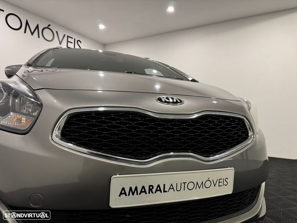 Kia Carens 1.7 CRDi ISG TX - 13