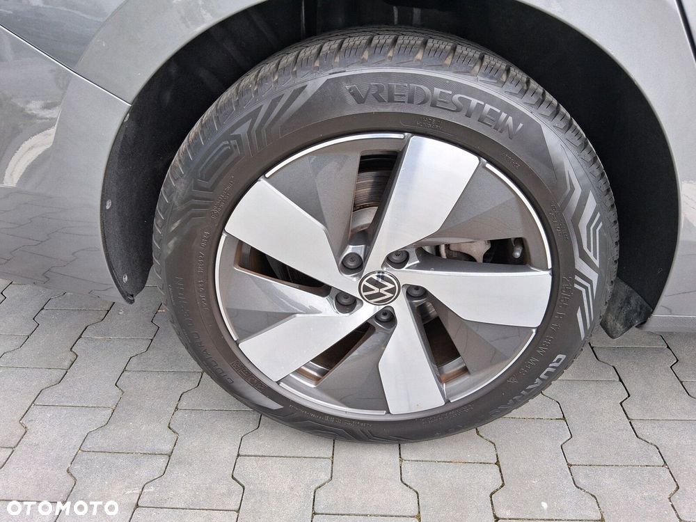 Volkswagen Passat - 10