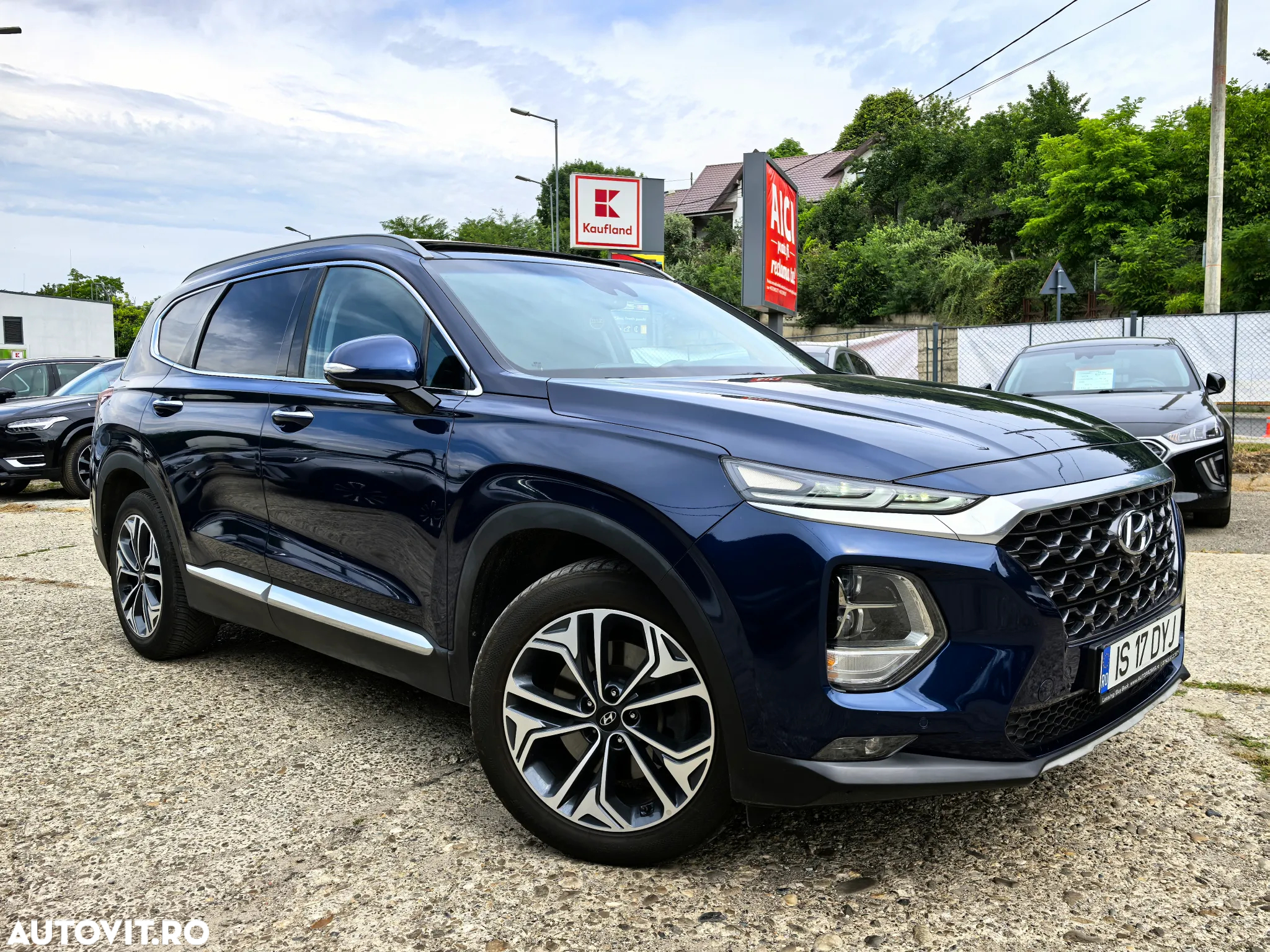 Hyundai Santa Fe 2.2 CRDi 4WD Automatik SEVEN Premium - 2