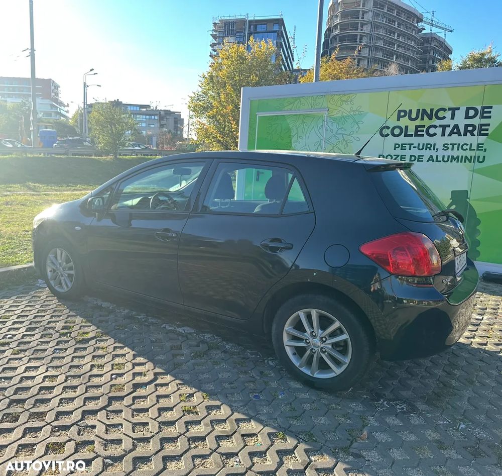 Toyota Auris - 4