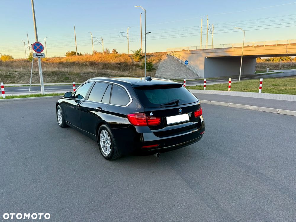 BMW Seria 3 320d - 6