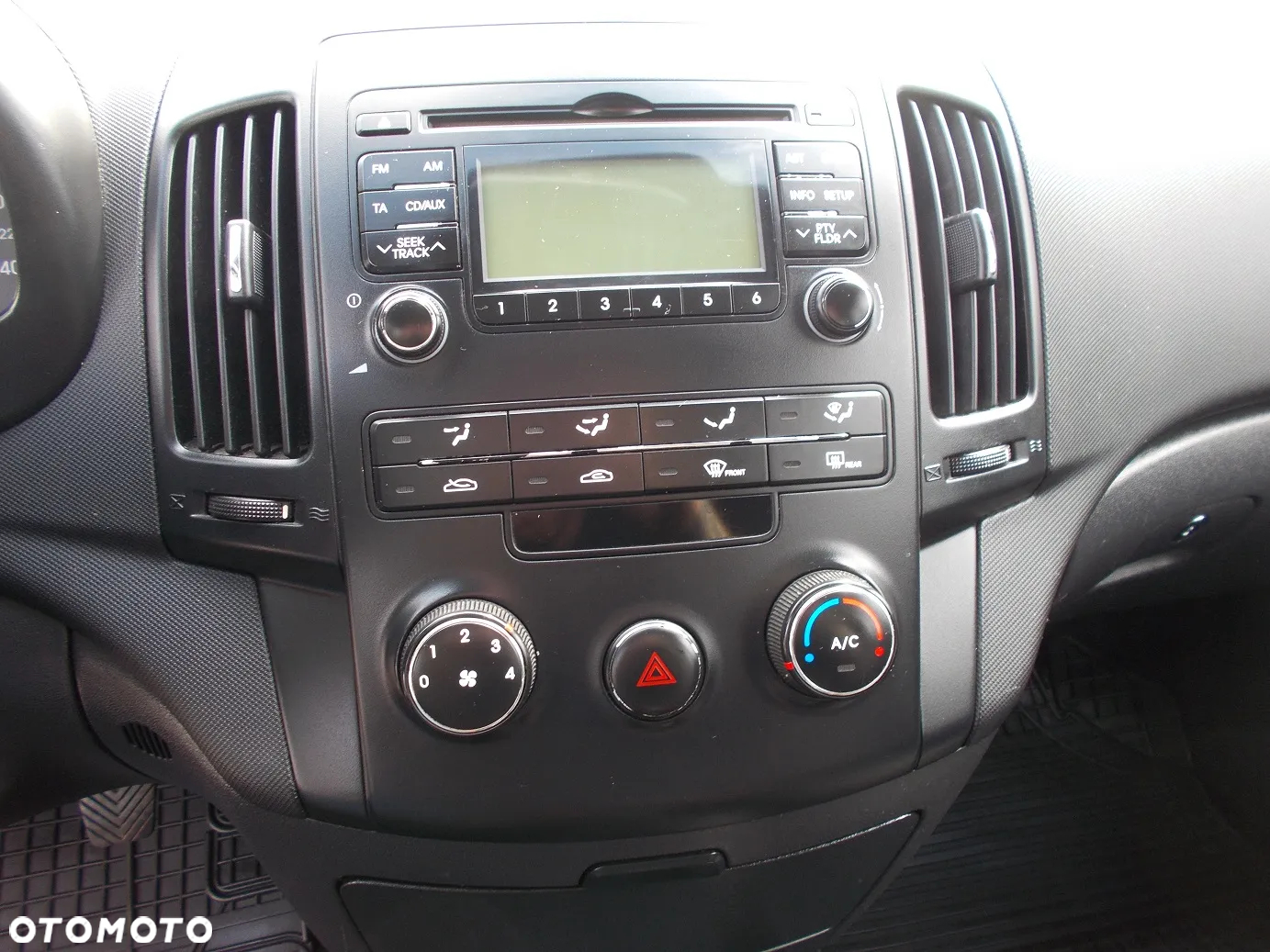 Hyundai i30 1.6 CRDi Classic + - 22