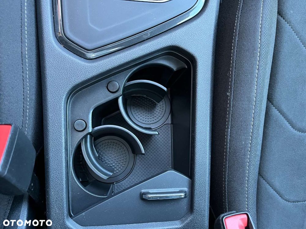 Volkswagen Tiguan 2.0 TDI R-Line DSG - 28