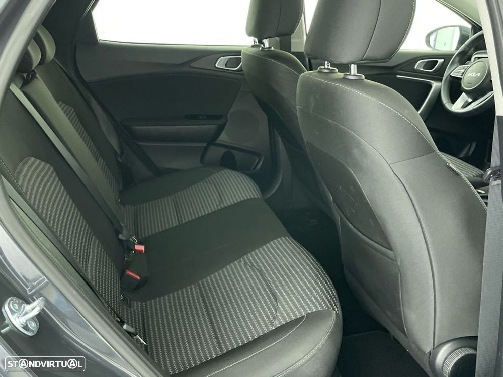 Kia XCeed 1.0 T-GDI Dynamic - 23