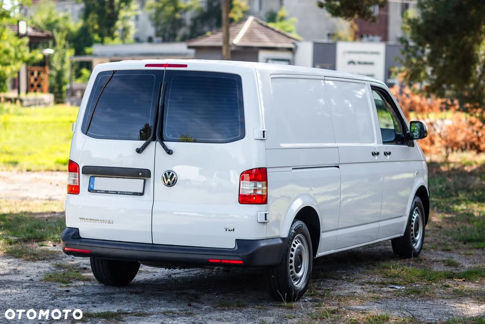 Volkswagen T5 Transporter LONG - 12