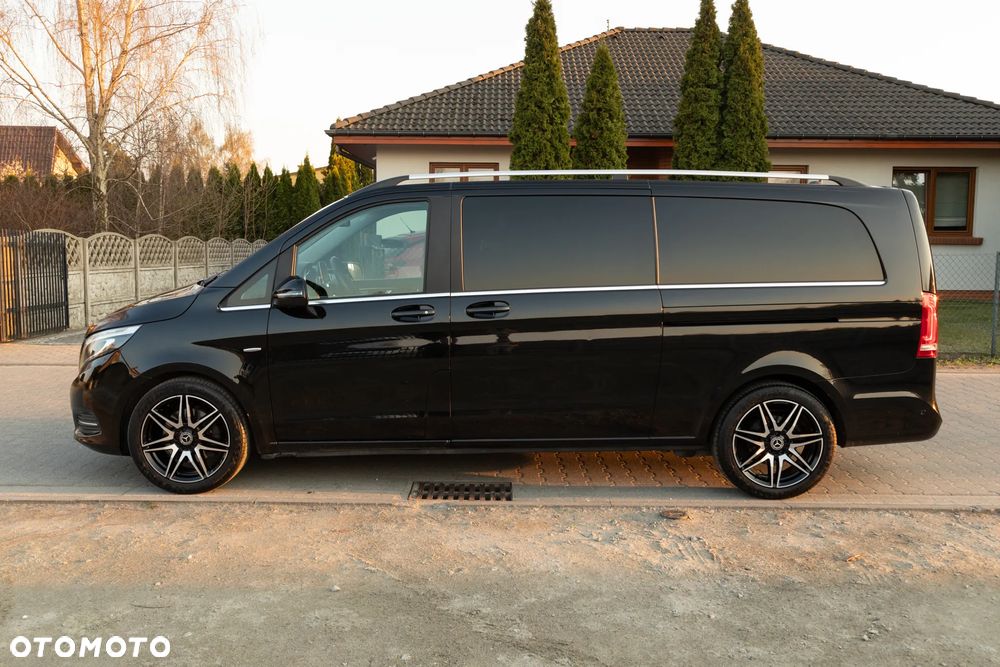 Mercedes-Benz Klasa V - 4