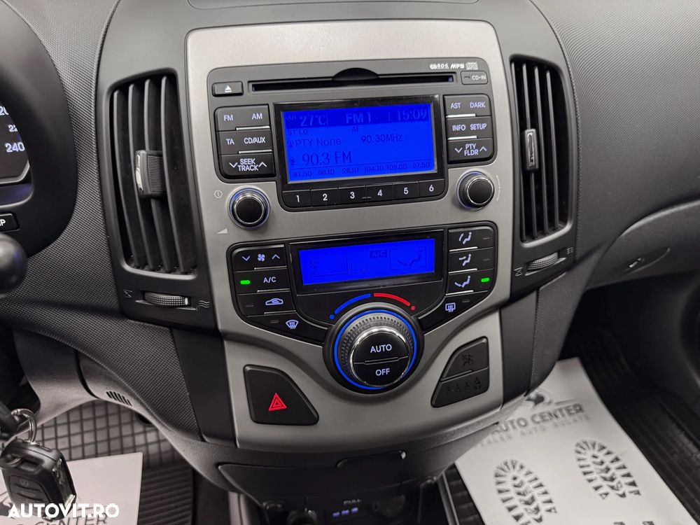 Hyundai i30 CW 1.4 GL Classic - 24