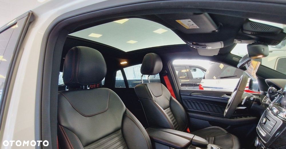 Mercedes-Benz GLE - 22