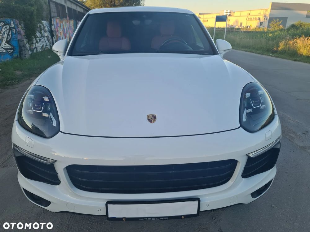 Porsche Cayenne Platinum Edition - 1