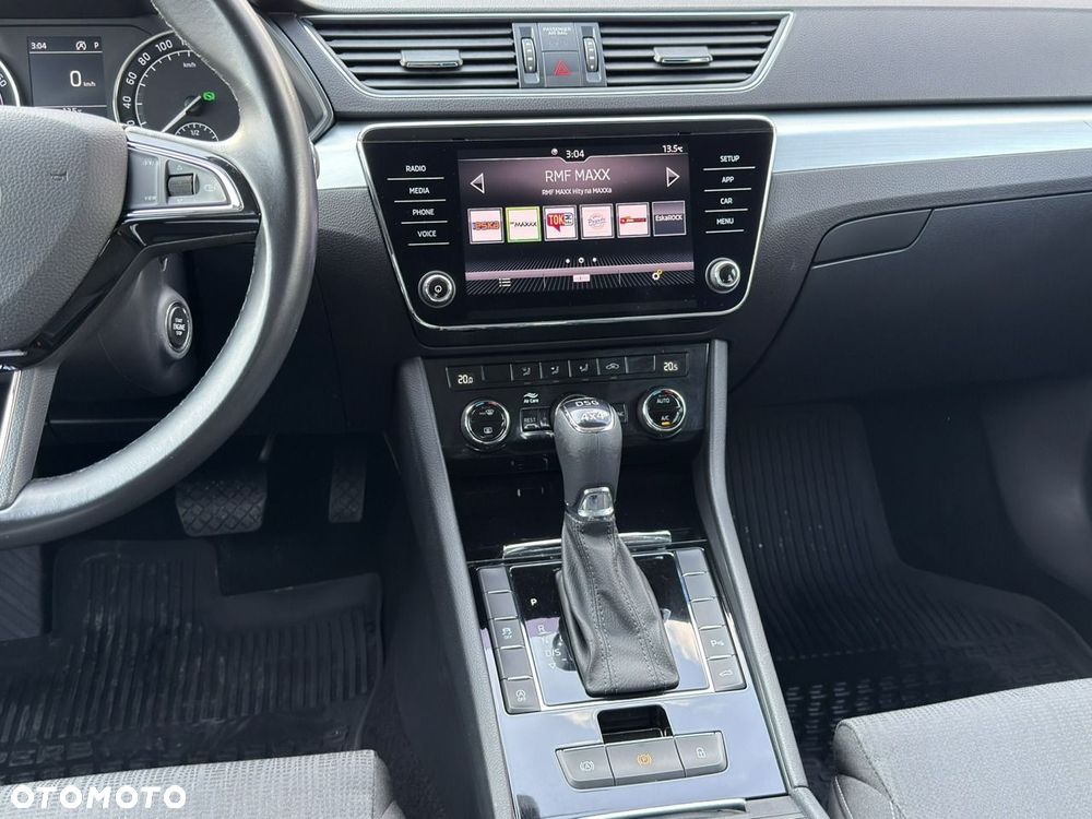 Skoda Superb 2.0 TSI 4x4 Ambition DSG - 24