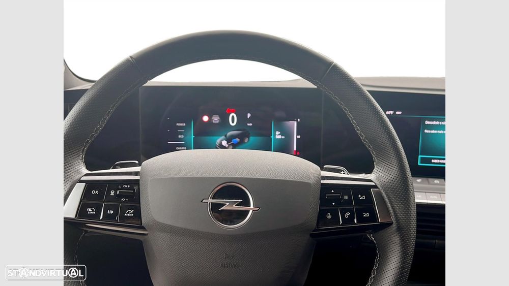 Opel Astra Sports Tourer - 15