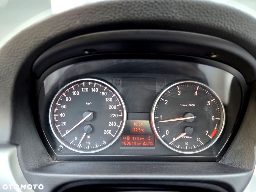 BMW Seria 3 - 33