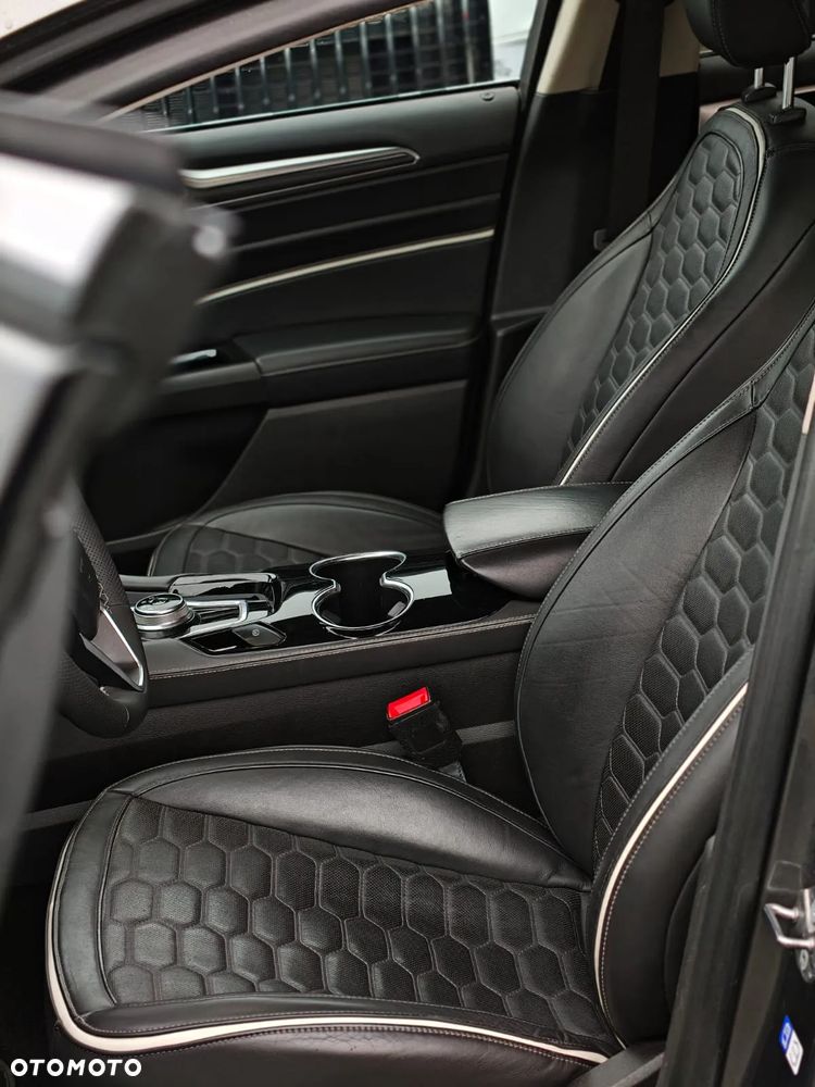 Ford Mondeo 2.0 EcoBlue Vignale Plus - 25