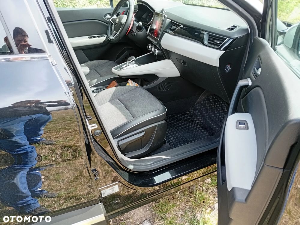 Renault Captur TCe Mild Hybrid 140 EDC GPF EVOLUTION - 19